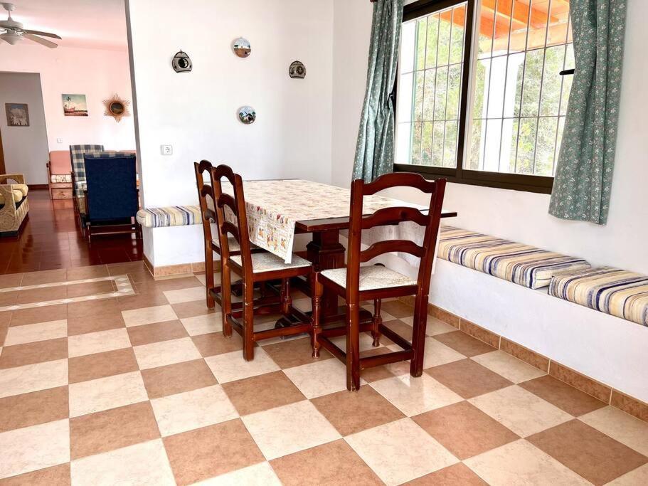 Villa Skiba เอสกาโล ภายนอก รูปภาพ